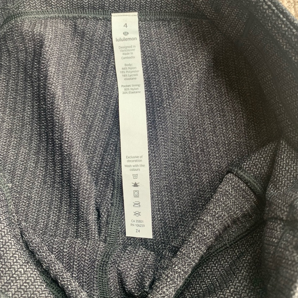 Lululemon Herringbone print leggings - Picture 5 of 10